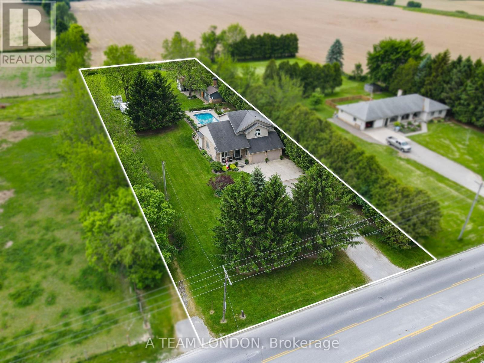 400 Second Street, Strathroy-Caradoc, Ontario  N7G 3H8 - Photo 6 - X12488118