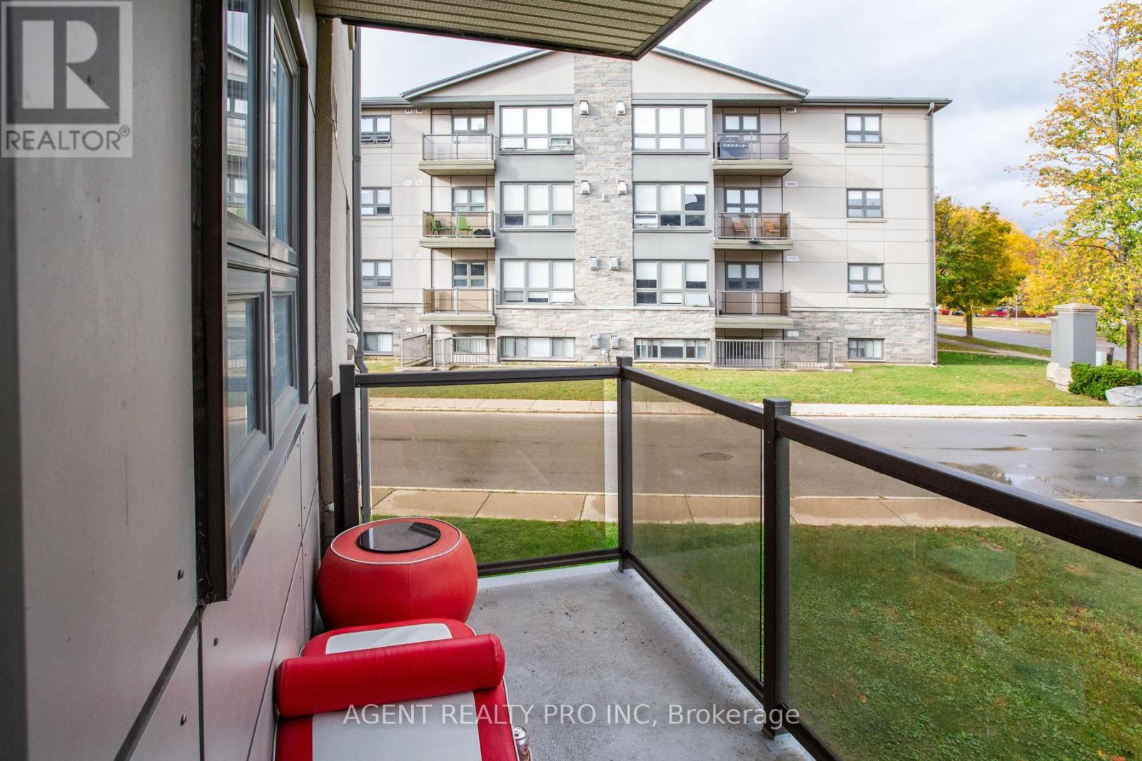 217 - 1 Jacksway Crescent, London North, Ontario  N5X 3T6 - Photo 15 - X12488126