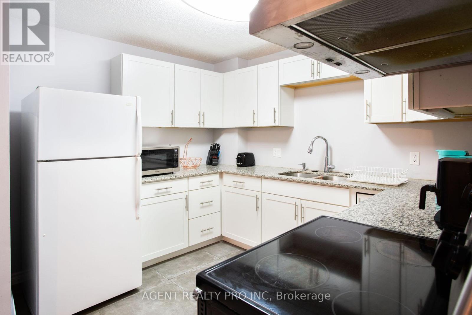 217 - 1 Jacksway Crescent, London North, Ontario  N5X 3T6 - Photo 21 - X12488126