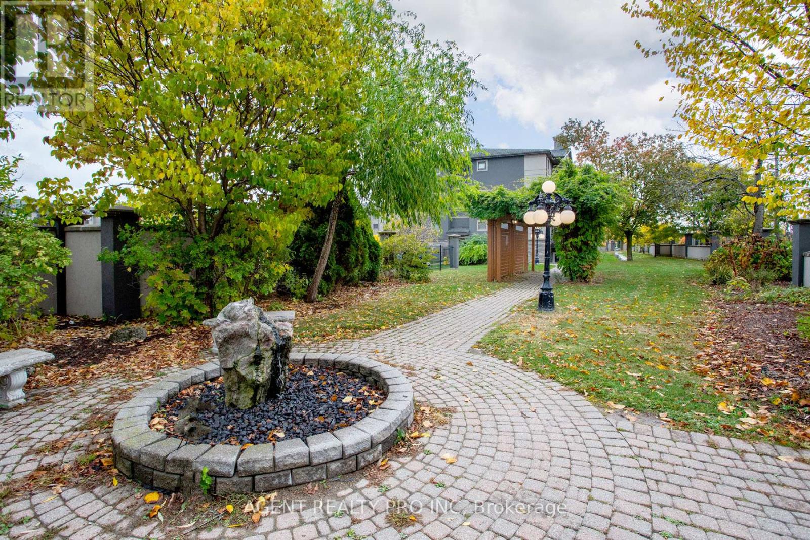 217 - 1 Jacksway Crescent, London North, Ontario  N5X 3T6 - Photo 31 - X12488126