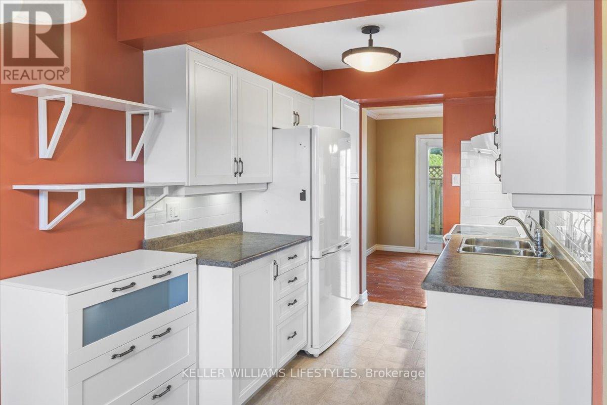 26 - 1845 Aldersbrook Road, London North, Ontario  N6G 4V9 - Photo 19 - X12488276