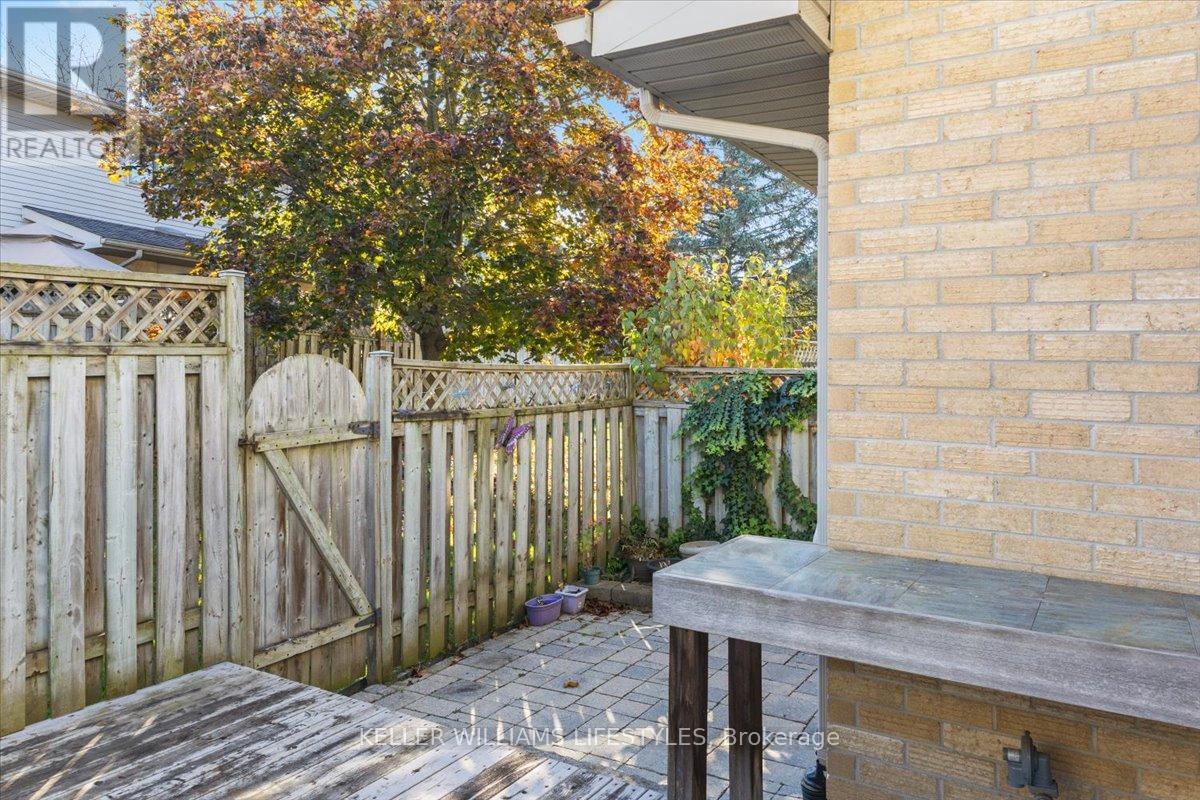 26 - 1845 Aldersbrook Road, London North, Ontario  N6G 4V9 - Photo 42 - X12488276