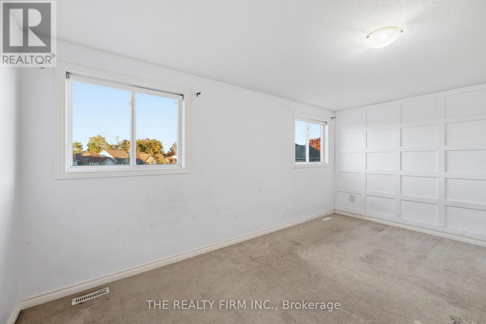 1012 Oakcrossing Road, London North, Ontario  N6H 0A8 - Photo 25 - X12488398