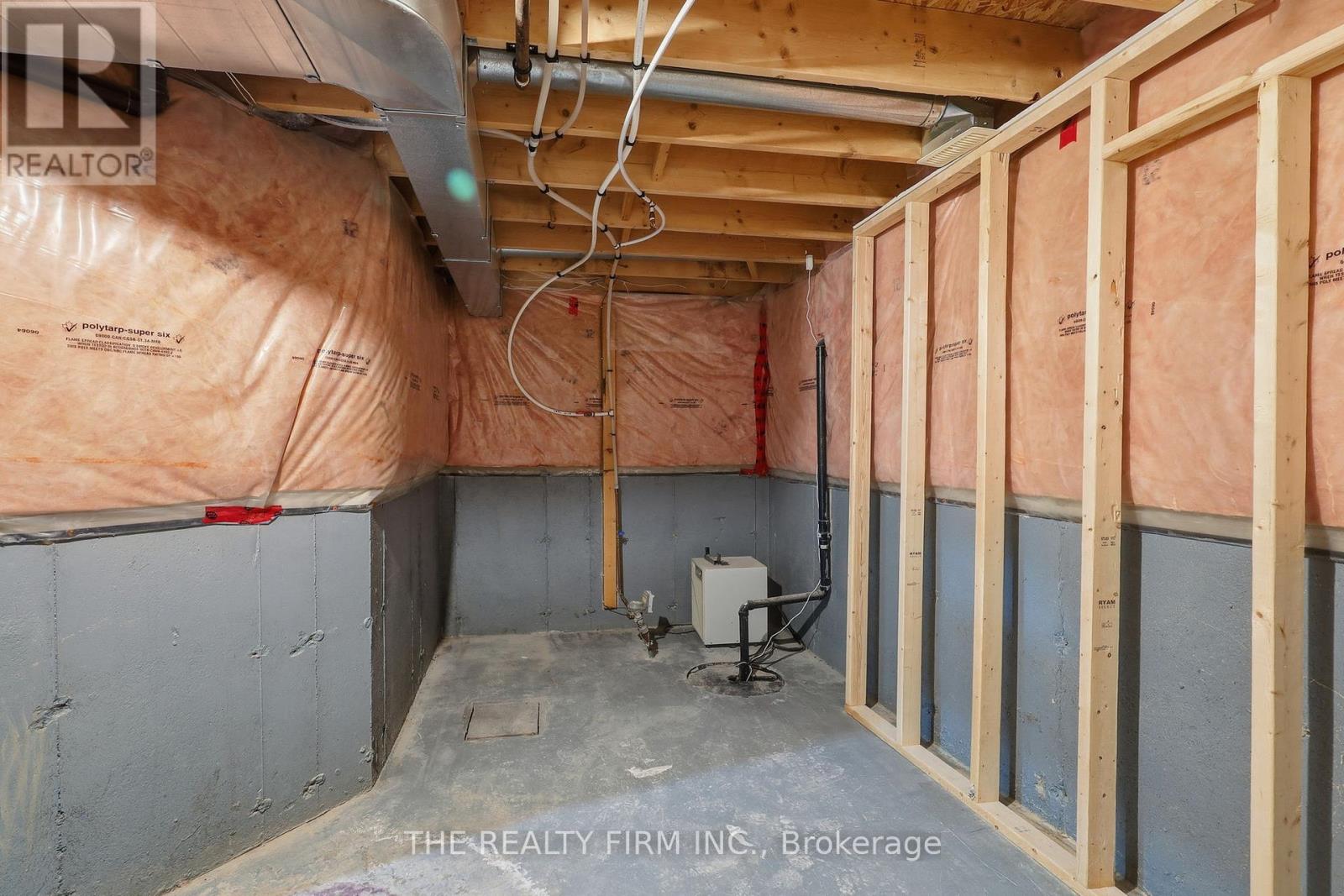 1012 Oakcrossing Road, London North, Ontario  N6H 0A8 - Photo 40 - X12488398