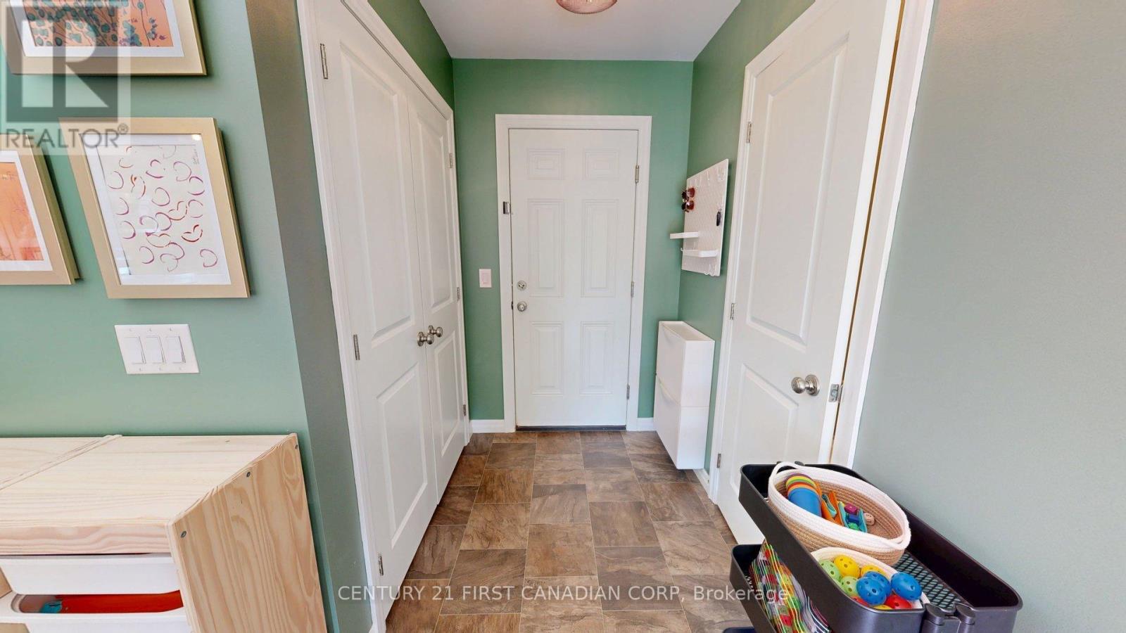 120 Edison Street, St. Marys, Ontario  N4X 0A8 - Photo 22 - X12488444