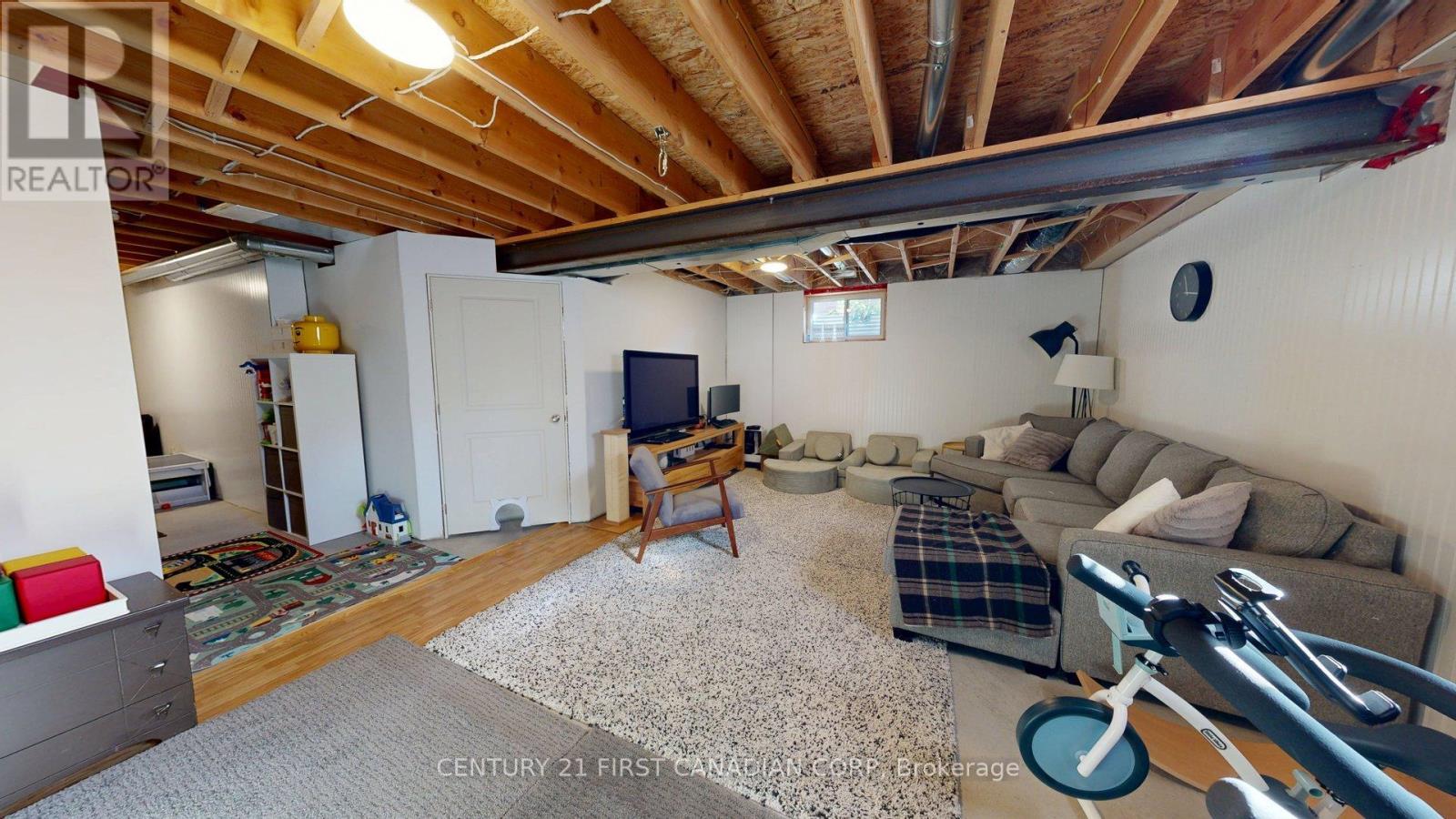 120 Edison Street, St. Marys, Ontario  N4X 0A8 - Photo 38 - X12488444