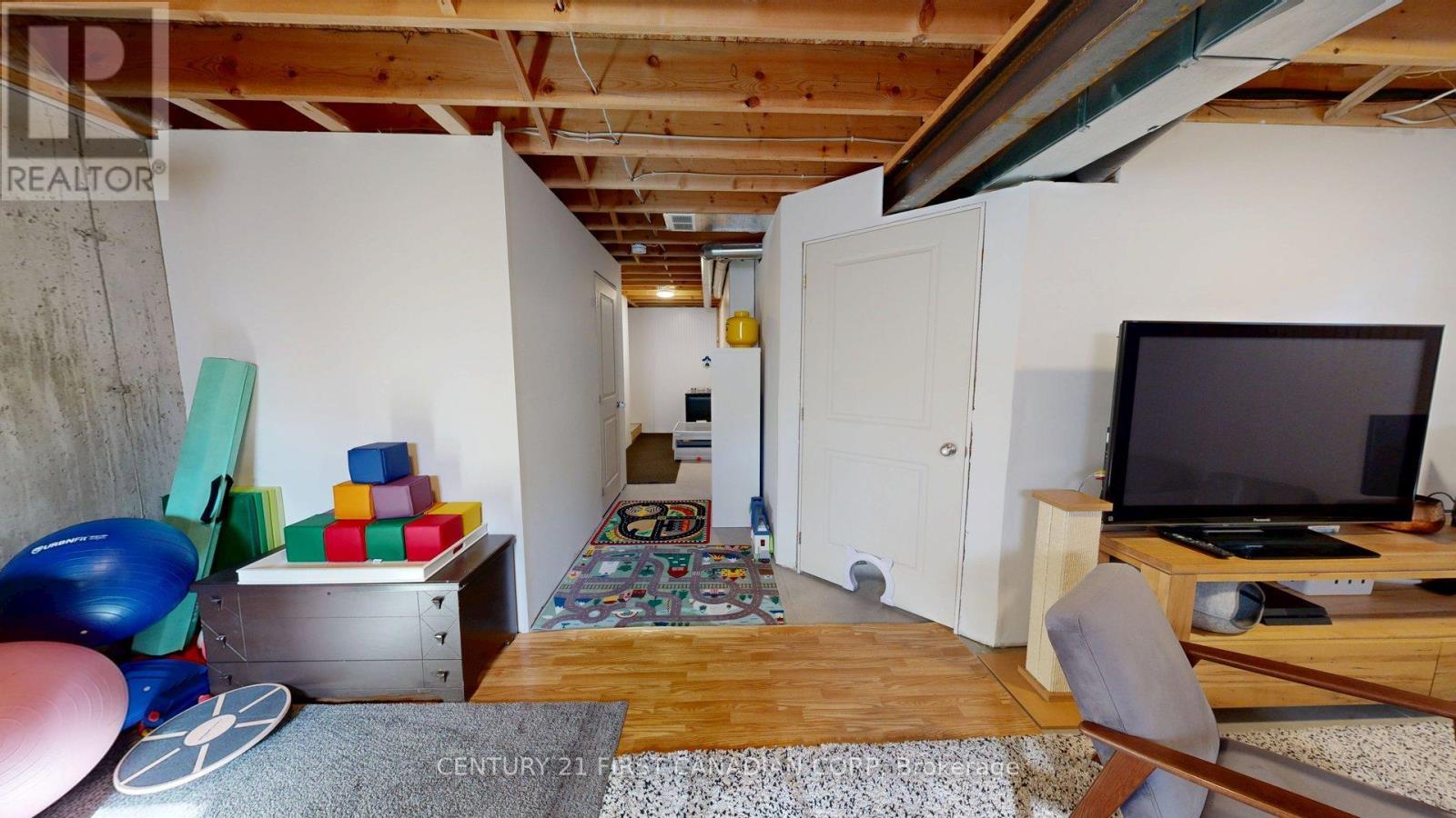 120 Edison Street, St. Marys, Ontario  N4X 0A8 - Photo 40 - X12488444