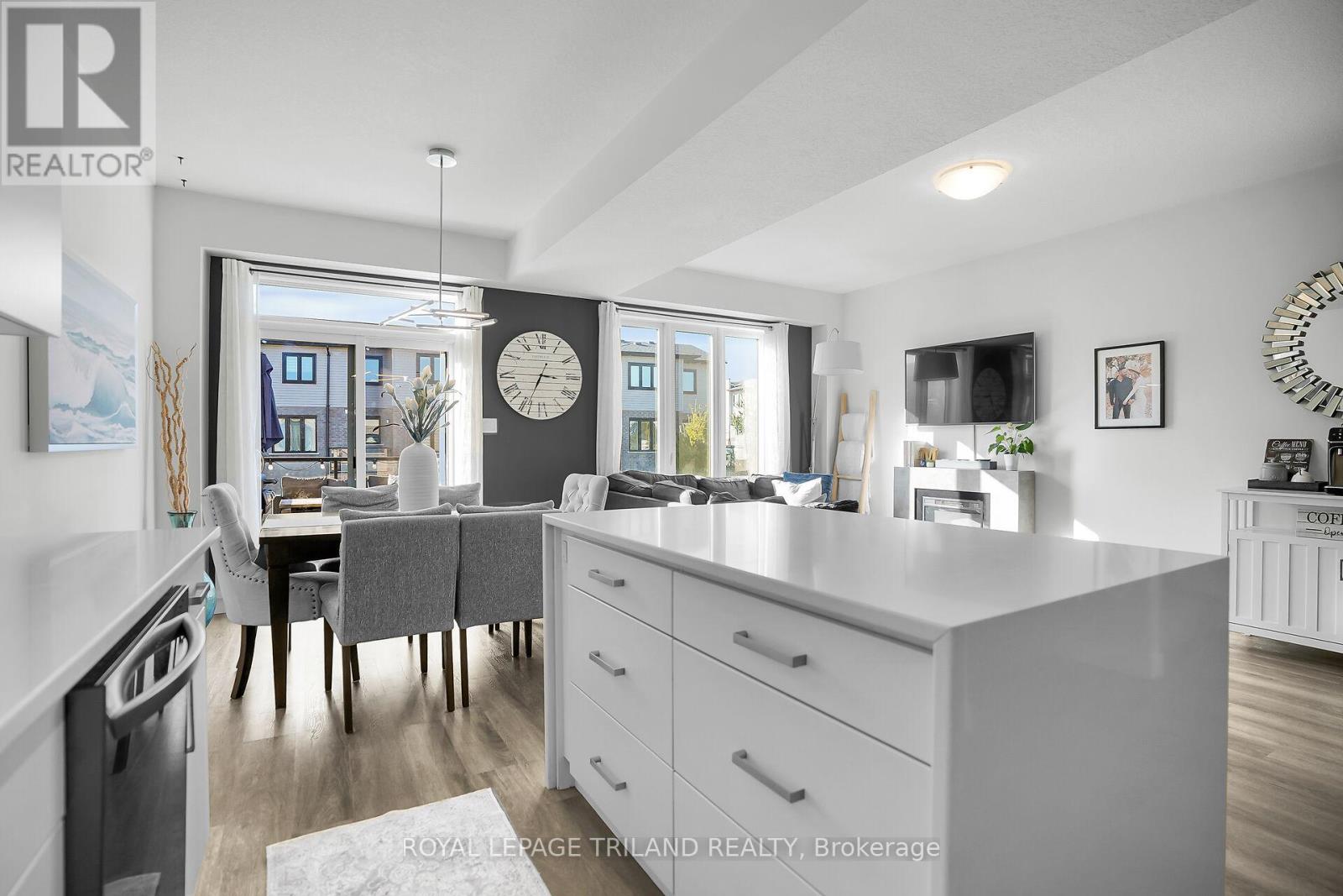 39 - 3380 Singleton Avenue, London South, Ontario  N6L 0E8 - Photo 15 - X12488716