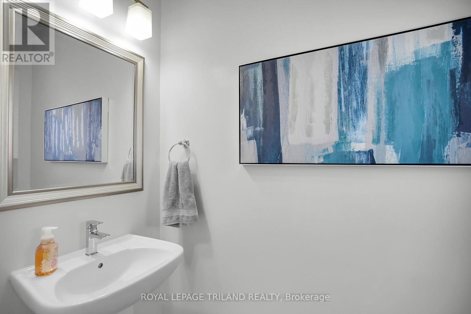 39 - 3380 Singleton Avenue, London South, Ontario  N6L 0E8 - Photo 4 - X12488716