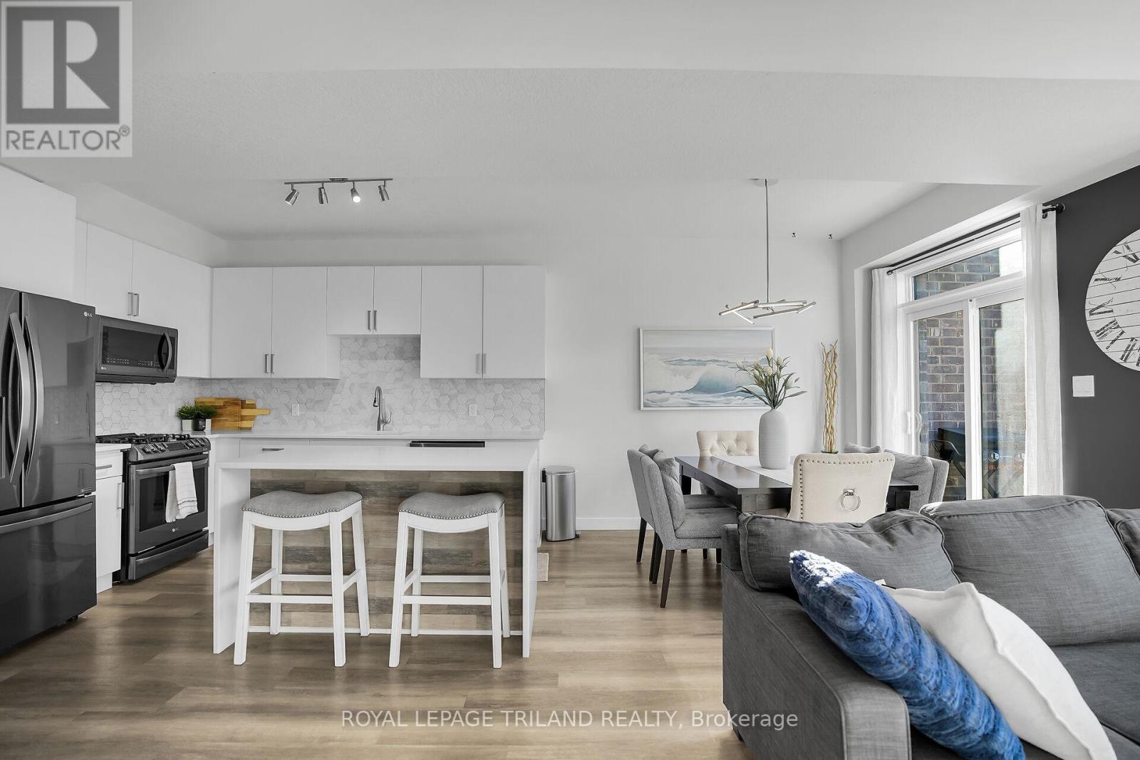 39 - 3380 Singleton Avenue, London South, Ontario  N6L 0E8 - Photo 6 - X12488716