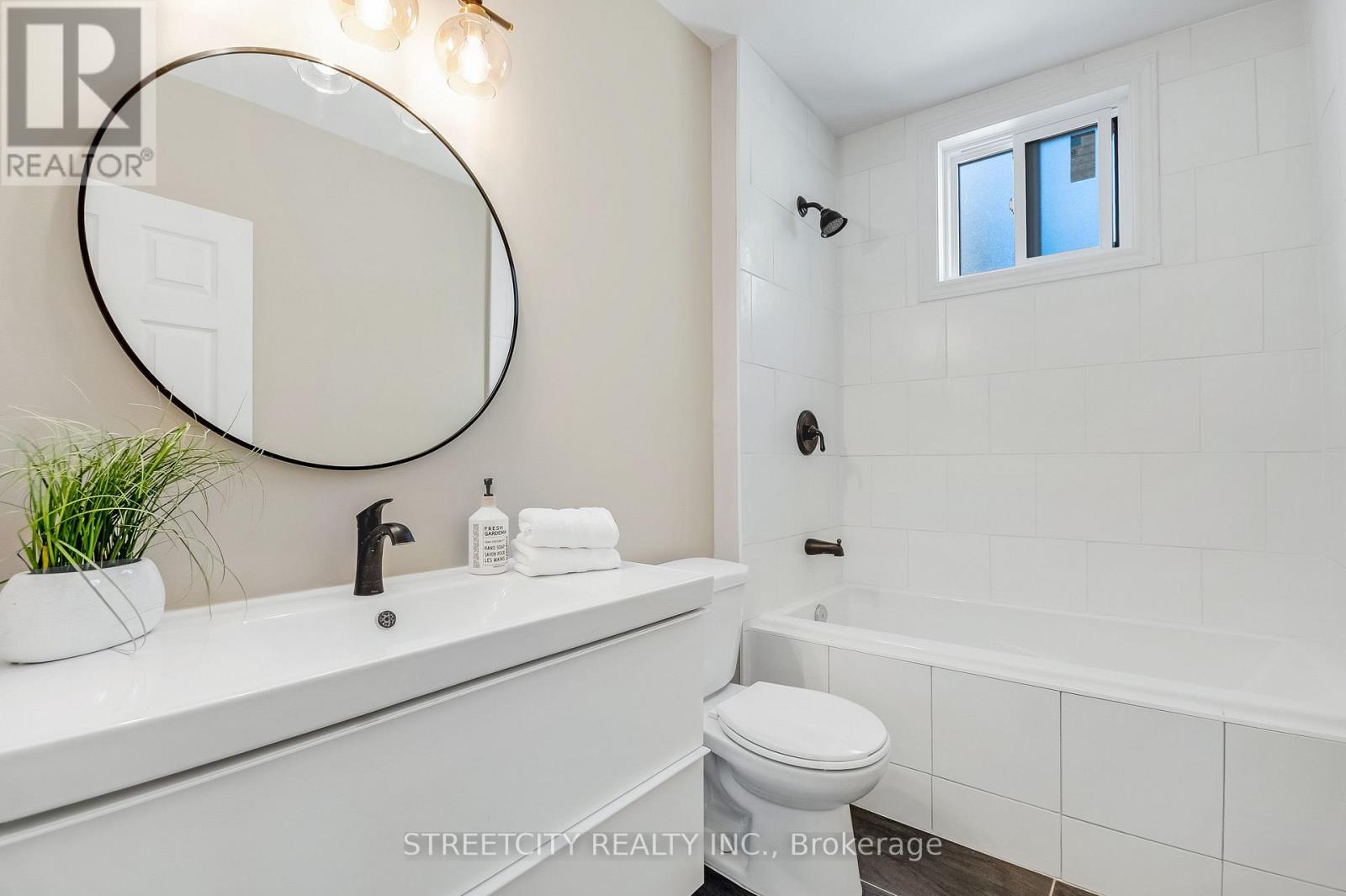 310 Egerton Street, London East, Ontario  N5Z 2G7 - Photo 10 - X12488926