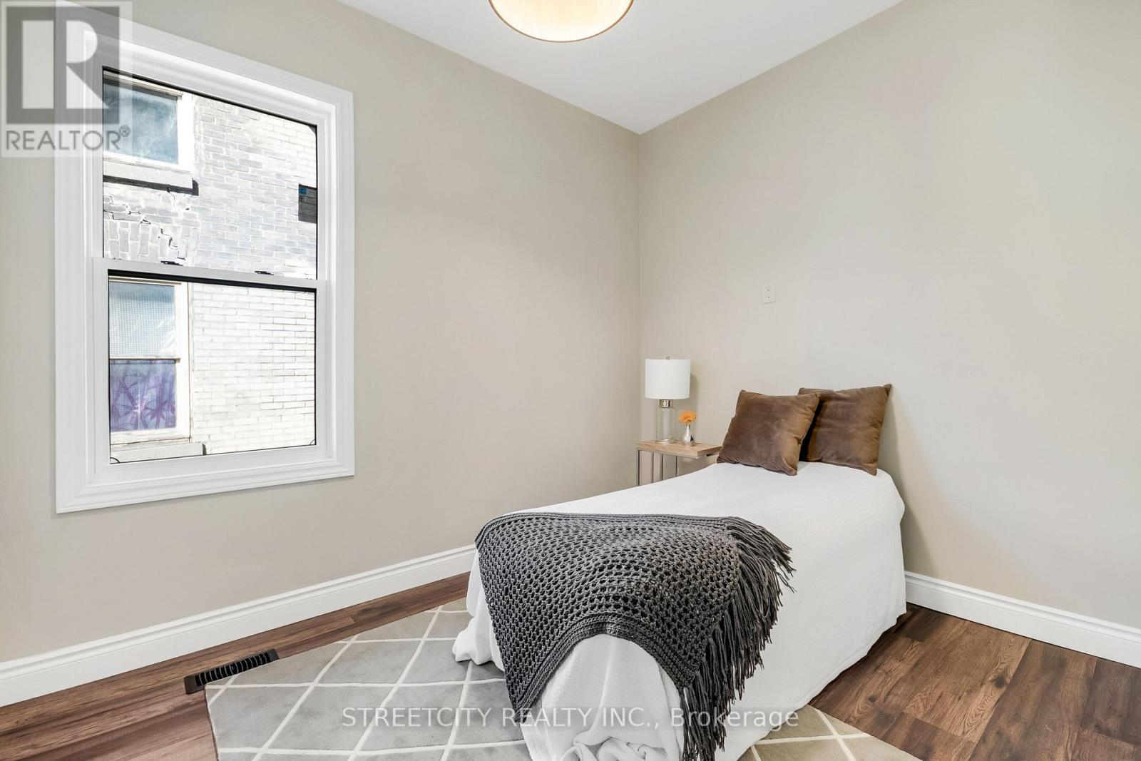 310 Egerton Street, London East, Ontario  N5Z 2G7 - Photo 8 - X12488926