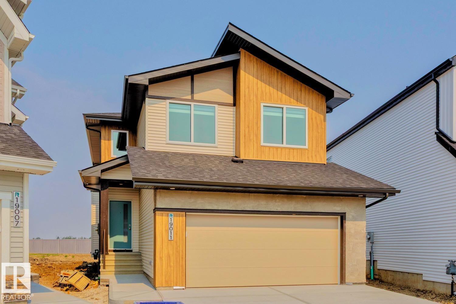 19011 20 AV NW, Edmonton, Alberta