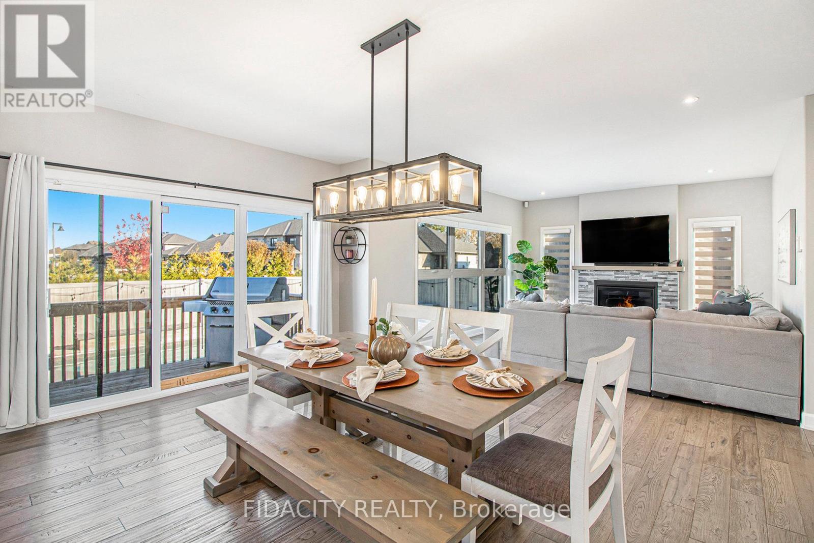 649 Misty Street, Russell, Ontario  K4R 0E7 - Photo 12 - X12488160