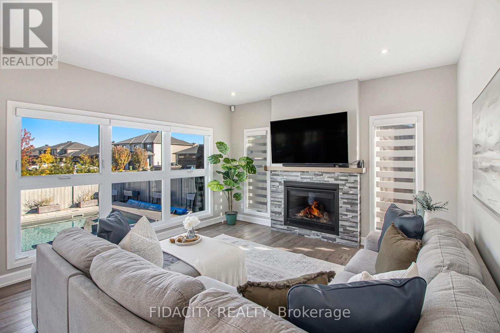 649 Misty Street, Russell, Ontario  K4R 0E7 - Photo 7 - X12488160