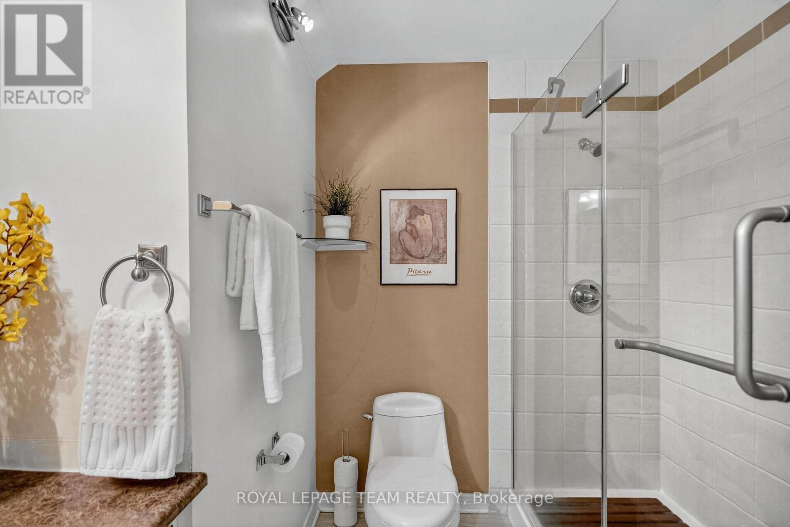 206 Stratas Court, Ottawa, Ontario  K2L 3K5 - Photo 22 - X12488406