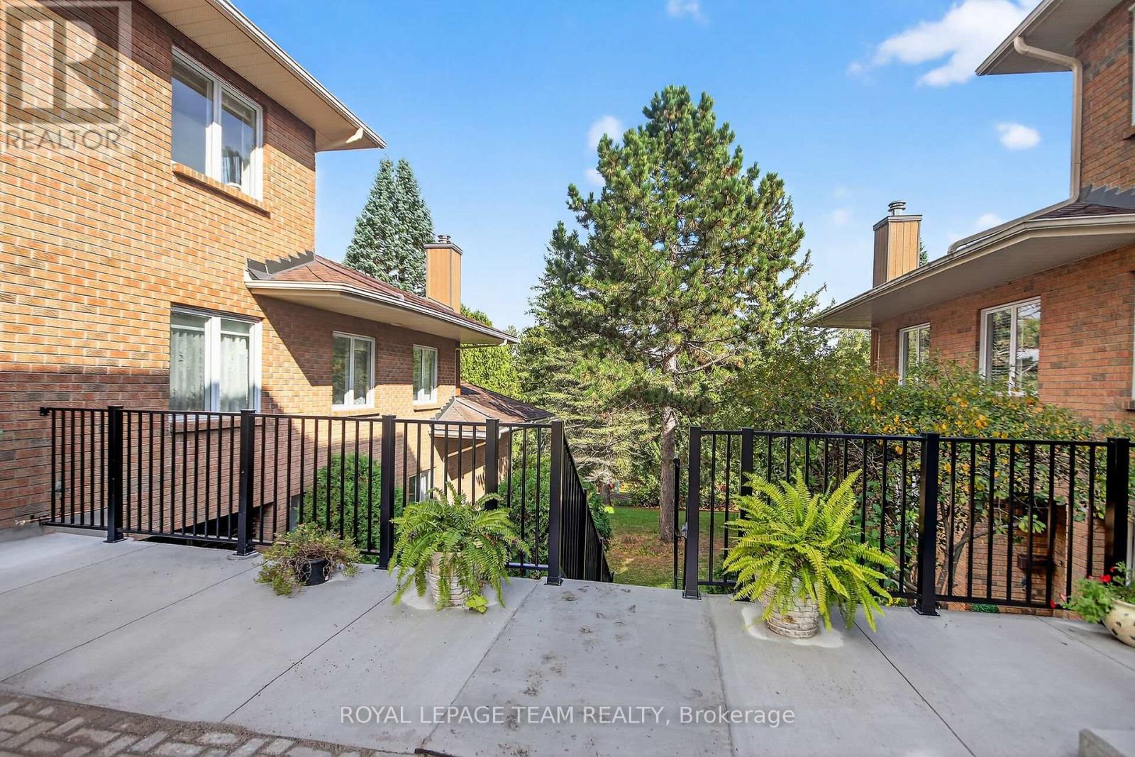 206 Stratas Court, Ottawa, Ontario  K2L 3K5 - Photo 30 - X12488406