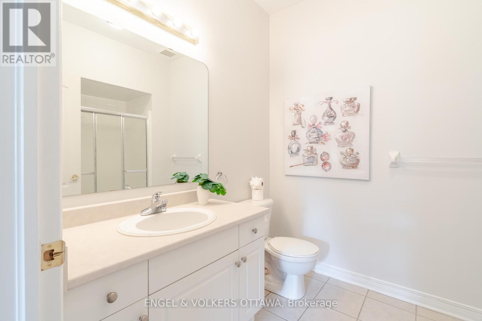 60 Sable Run Drive, Ottawa, Ontario  K2S 1W7 - Photo 19 - X12488414