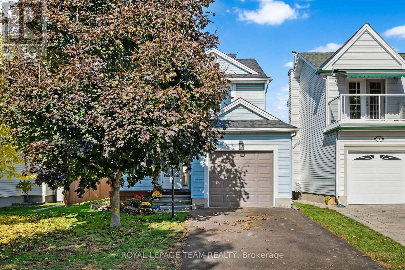 32 PEACOCK CRESCENT S, Ottawa, Ontario