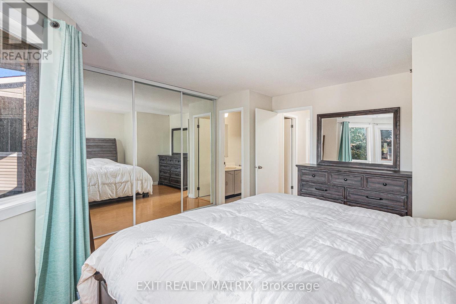 1432 Deavy Way E, Ottawa, Ontario  K1E 2W8 - Photo 9 - X12488562