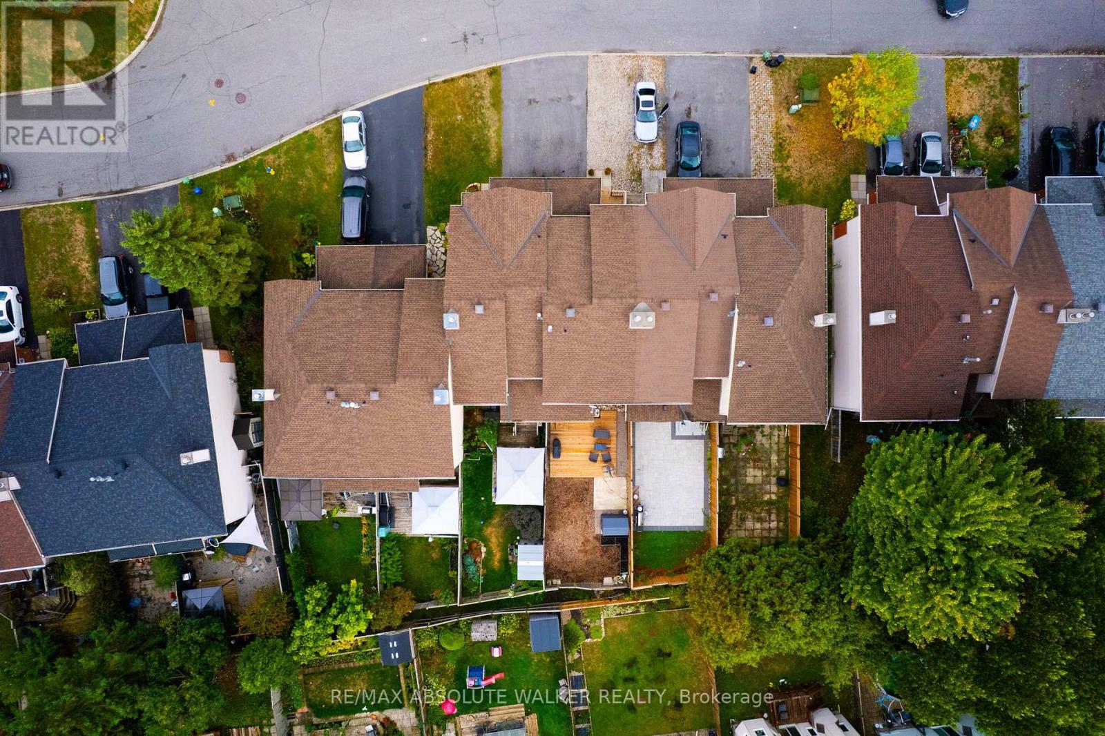 108 Cedarock Drive, Ottawa, Ontario  K2M 2H5 - Photo 35 - X12488580