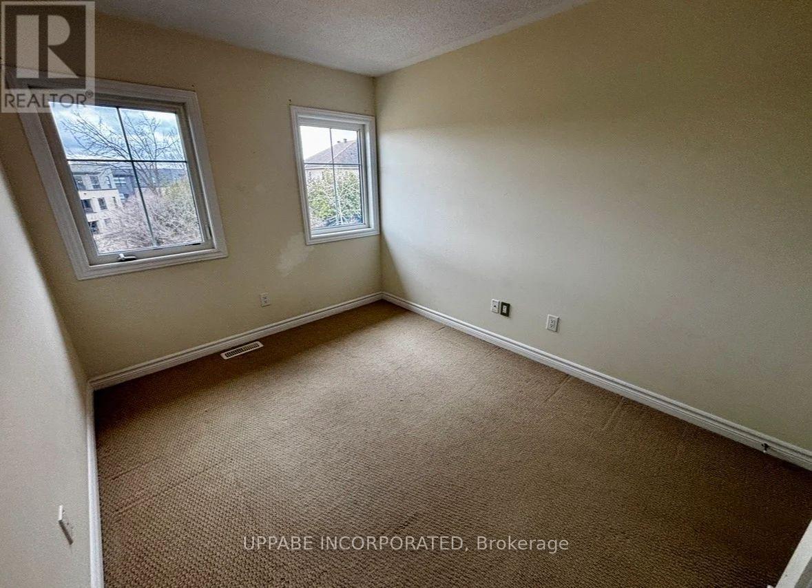 B - 289 Titanium Private, Ottawa, Ontario  K1C 0A5 - Photo 11 - X12488720