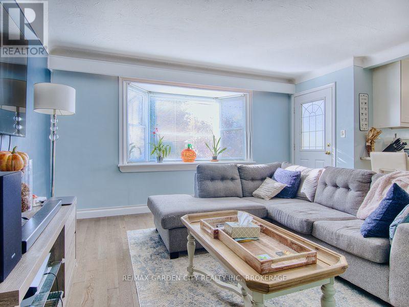 5 Hewko Street, St. Catharines (Fairview), Ontario  L2N 2E2 - Photo 20 - X12488000