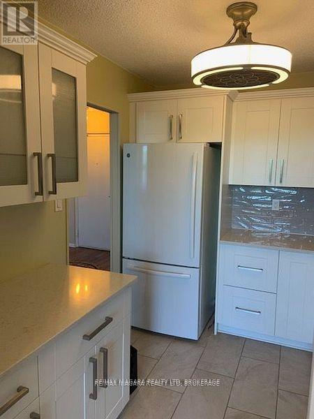 609 - 365 Geneva St Street, St. Catharines, Ontario  L2N 5S7 - Photo 12 - X12488104