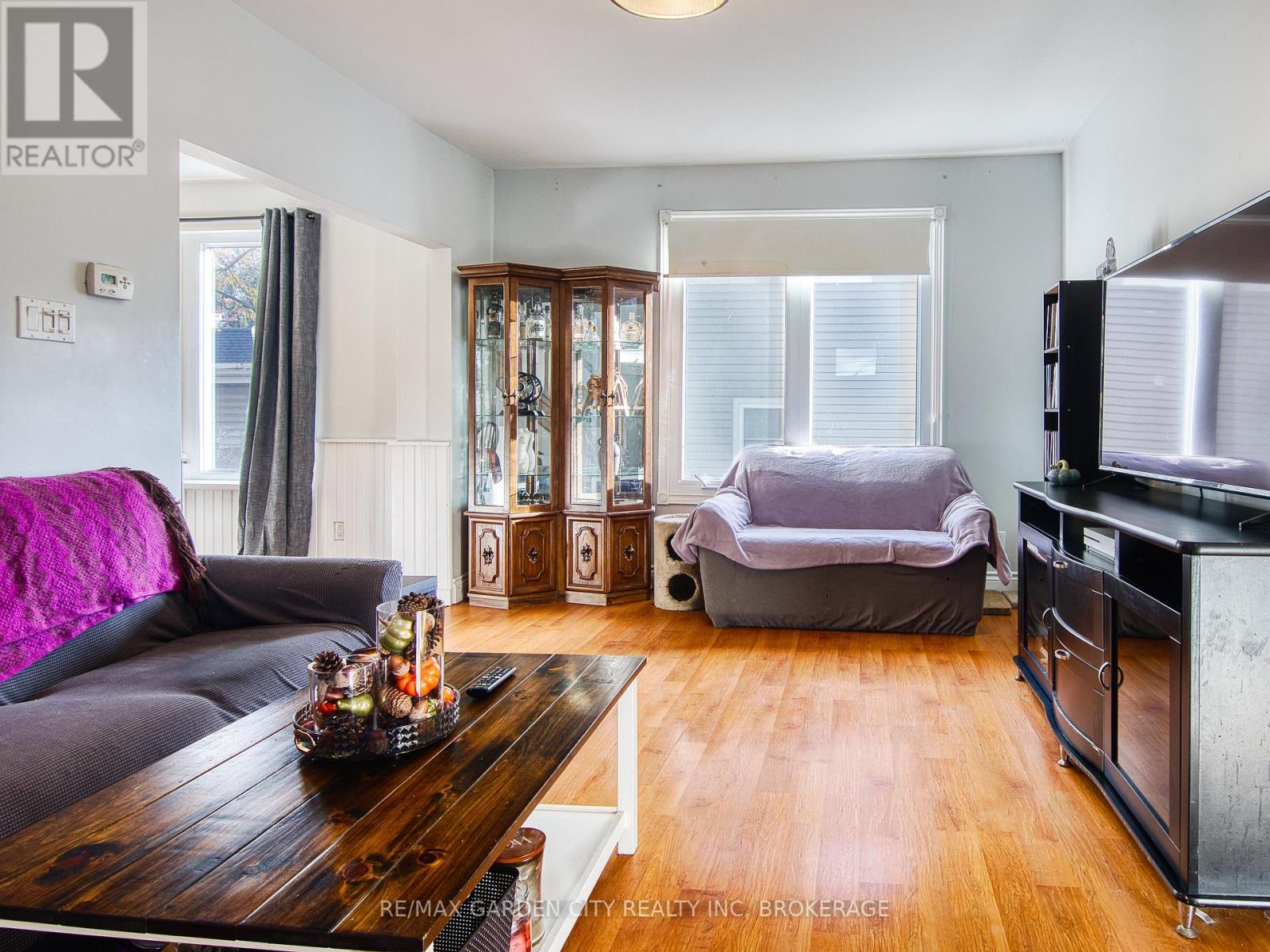 809 Steele Street, Port Colborne, Ontario  L3K 4Z5 - Photo 10 - X12488174