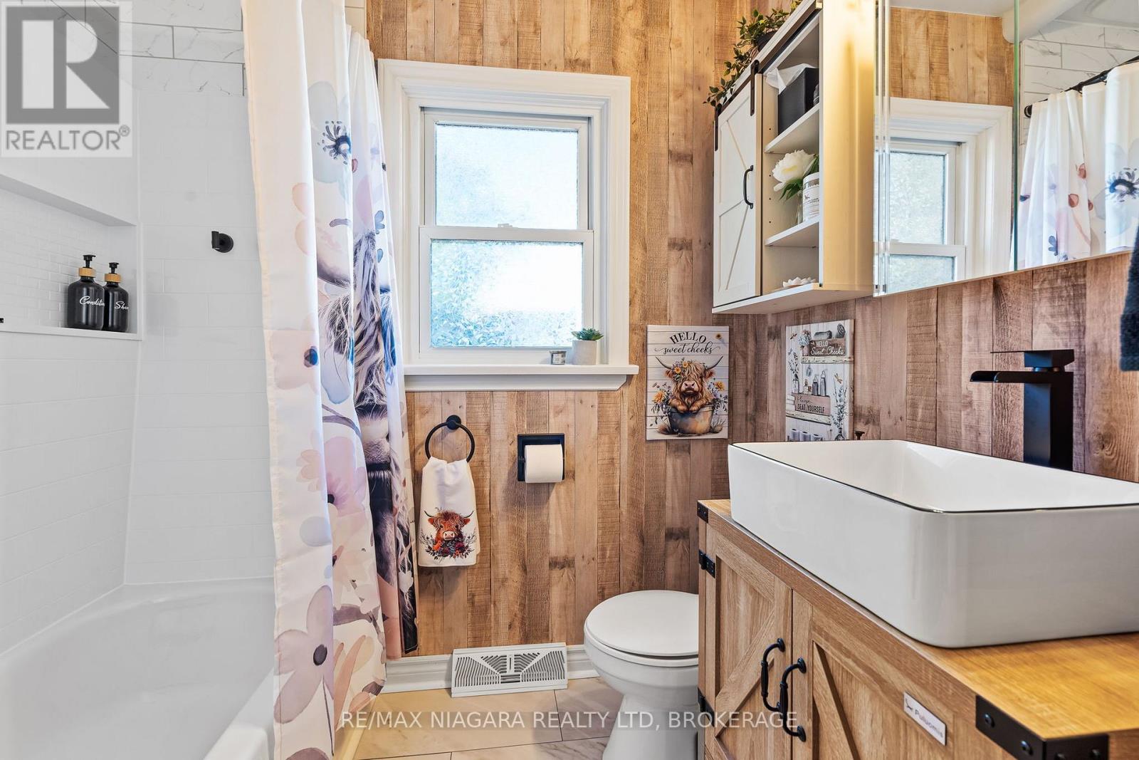 85 Golden Boulevard W, Welland, Ontario  L3B 1H8 - Photo 21 - X12488318