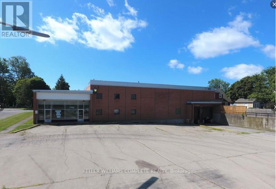 33 Gilmore Road, Fort Erie, Ontario  L2A 2L9 - Photo 11 - X12488570