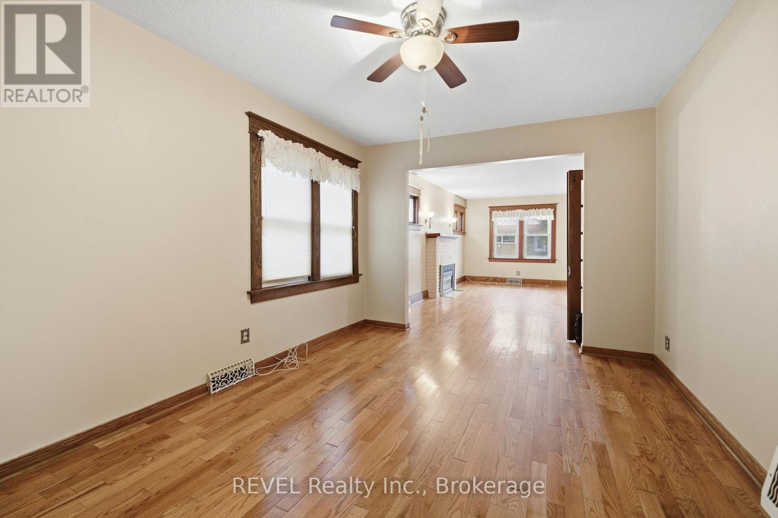 4988 Morrison Street, Niagara Falls, Ontario  L2E 2C6 - Photo 13 - X12488858