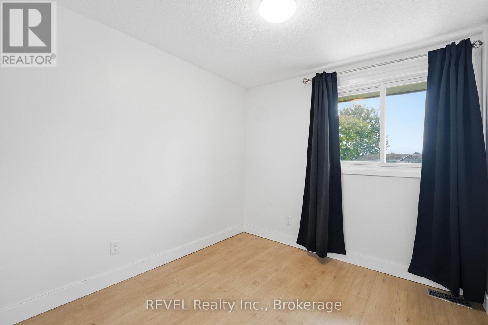 106 - 50 Lakeshore Road, St. Catharines, Ontario  L2N 6P8 - Photo 15 - X12488862