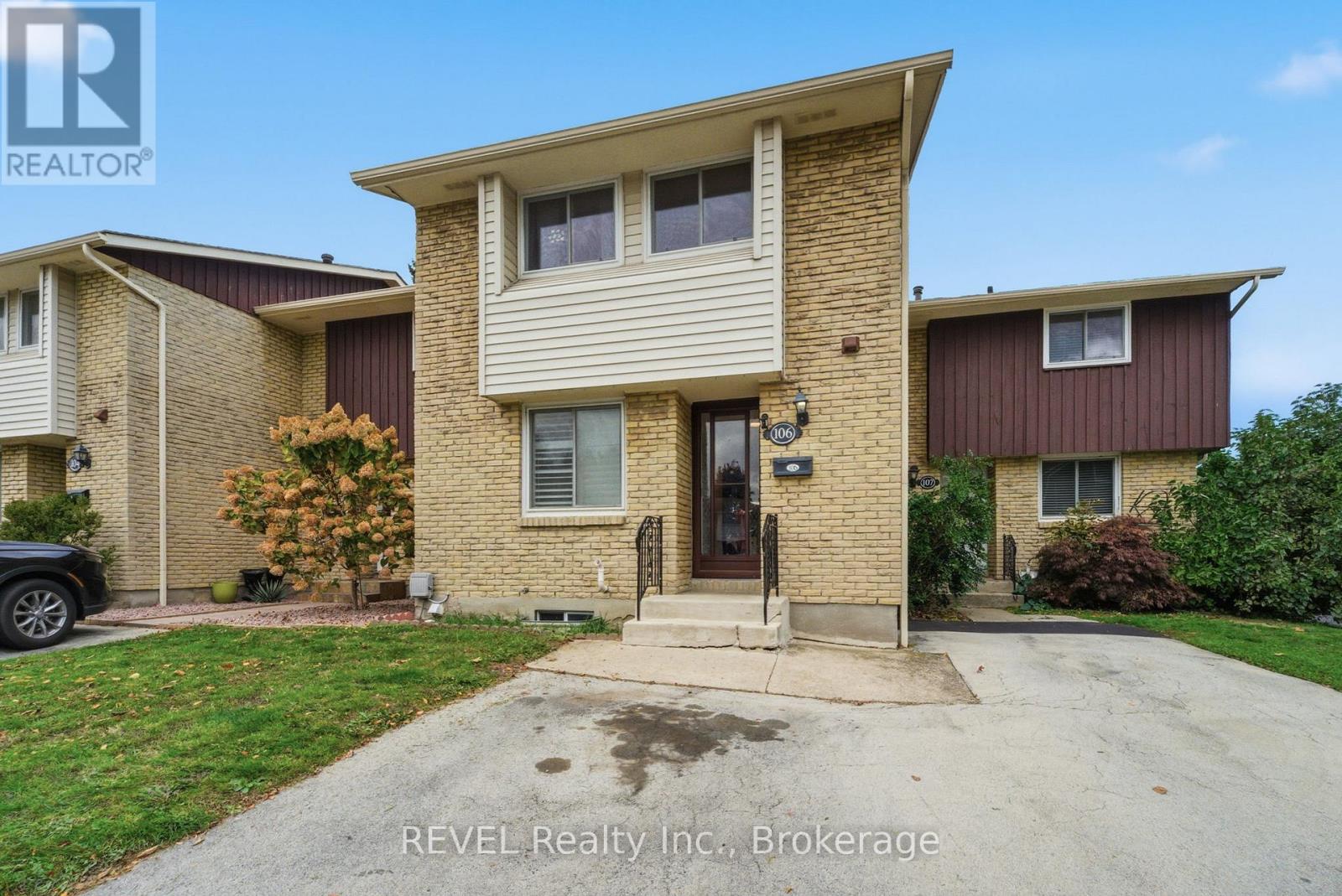 106 - 50 Lakeshore Road, St. Catharines, Ontario  L2N 6P8 - Photo 3 - X12488862