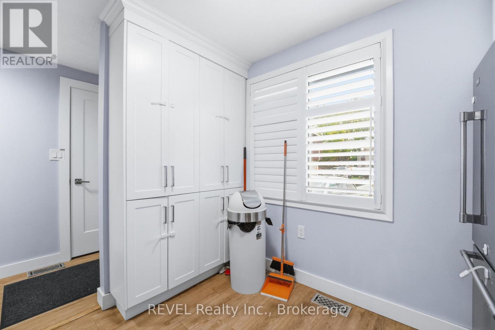 106 - 50 Lakeshore Road, St. Catharines, Ontario  L2N 6P8 - Photo 8 - X12488862