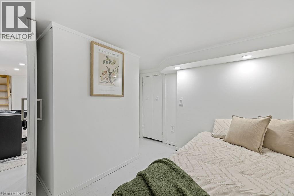 2 1/2 East 23rd Street, Hamilton, Ontario  L8V 2W6 - Photo 19 - 40782622