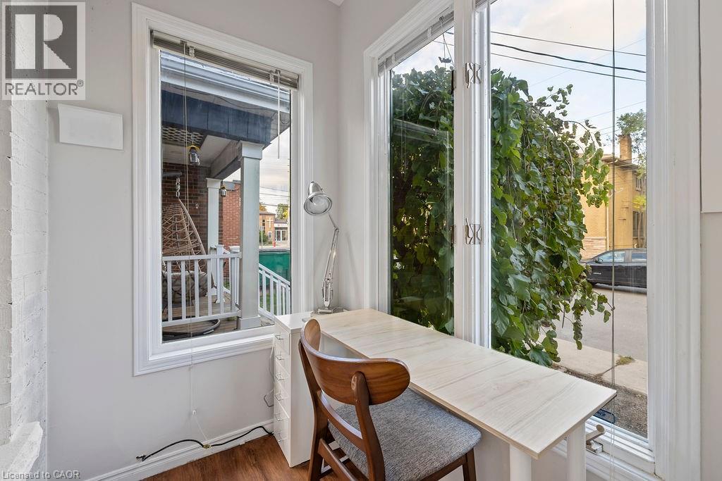 2 1/2 East 23rd Street, Hamilton, Ontario  L8V 2W6 - Photo 2 - 40782622