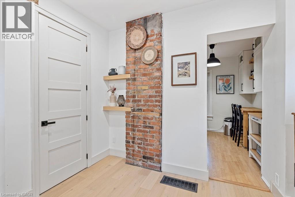 2 1/2 East 23rd Street, Hamilton, Ontario  L8V 2W6 - Photo 6 - 40782622