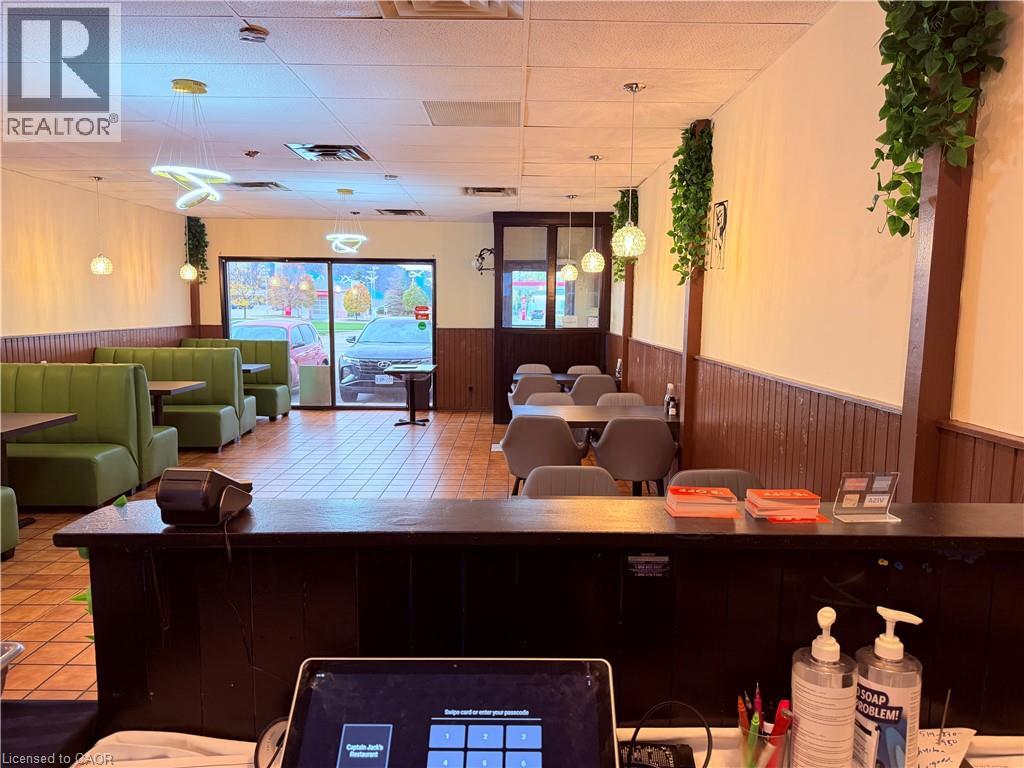 450 Woodlawn W, Guelph, Ontario  N1E 1A6 - Photo 10 - 40782281