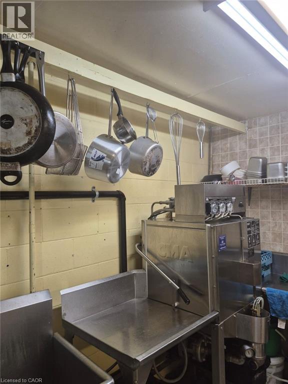 450 Woodlawn W, Guelph, Ontario  N1E 1A6 - Photo 6 - 40782281