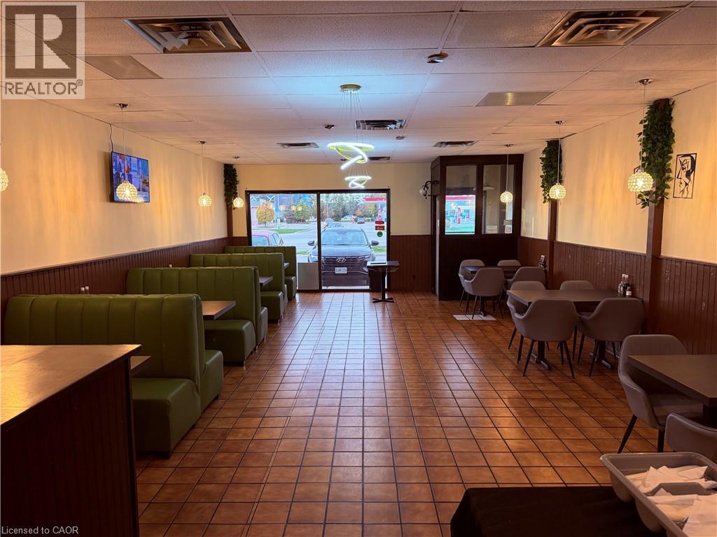 450 Woodlawn W, Guelph, Ontario  N1E 1A6 - Photo 8 - 40782281