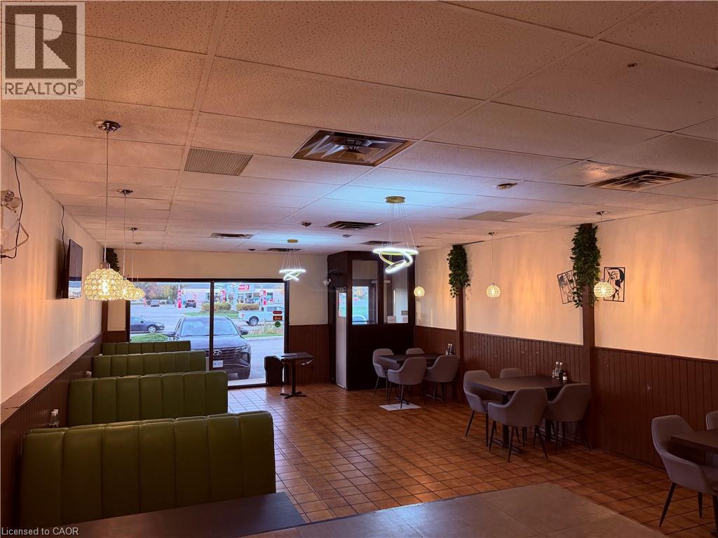 450 Woodlawn W, Guelph, Ontario  N1E 1A6 - Photo 9 - 40782281