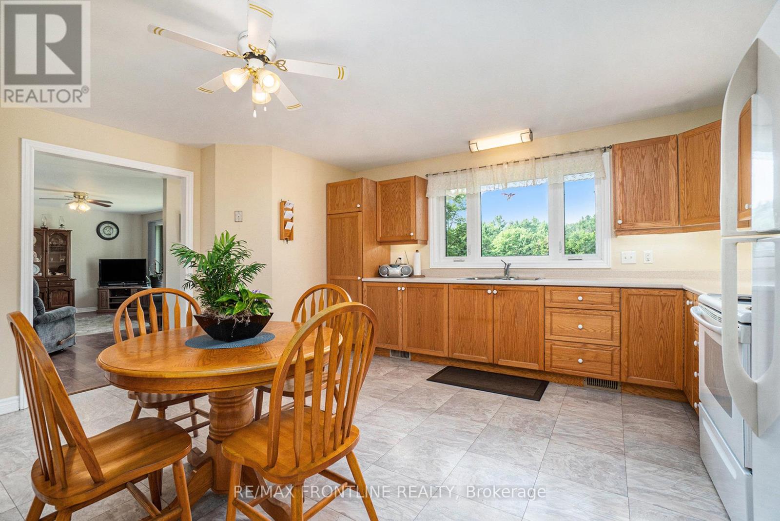 20650 Hwy 7 Highway, Tay Valley, Ontario  K0H 2B0 - Photo 13 - X12488642