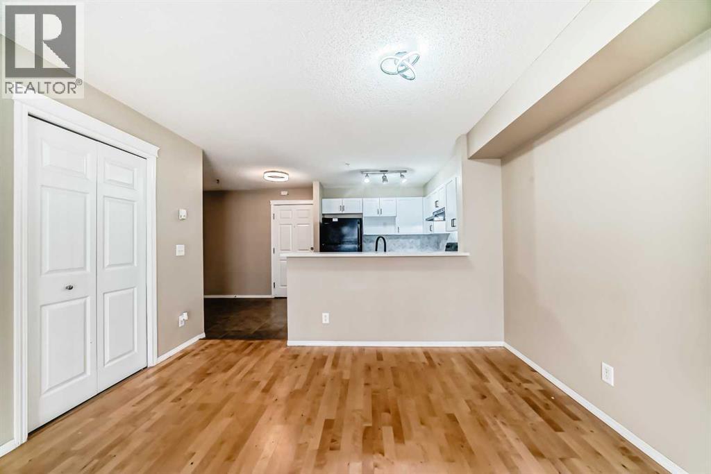 8106, 70 Panamount Drive Nw, Calgary, Alberta  T3K 6L7 - Photo 11 - A2255150