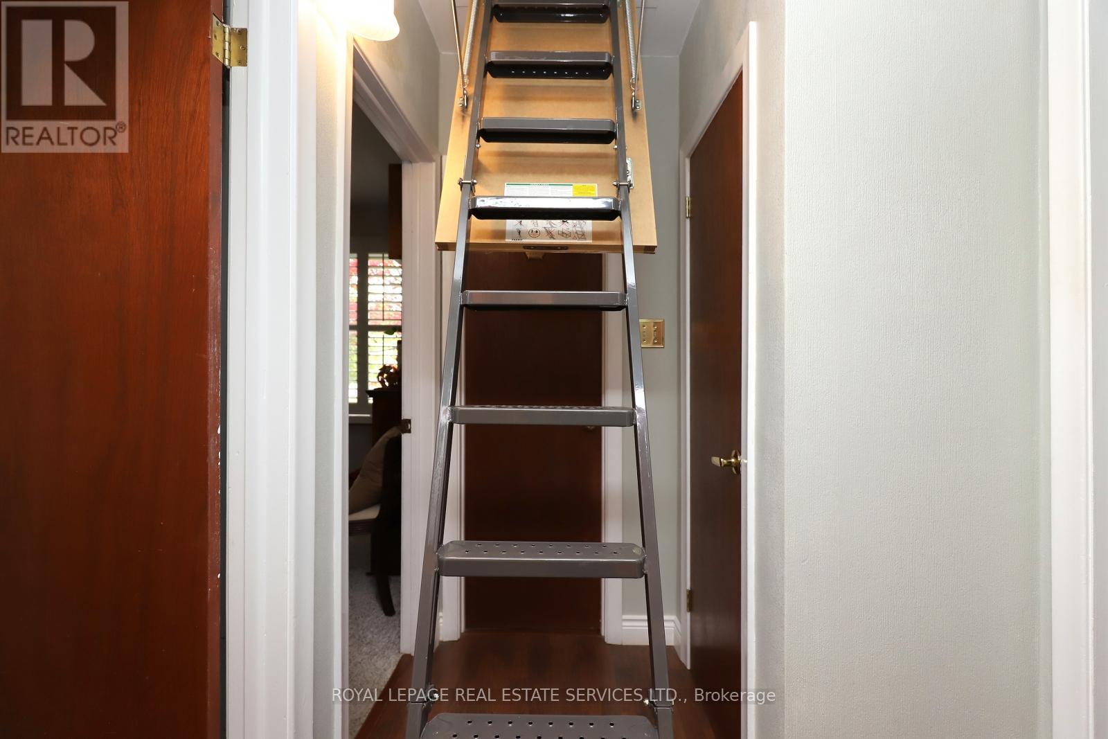 167 Oliver Place, Oakville, Ontario  L6H 1K9 - Photo 27 - W12457697