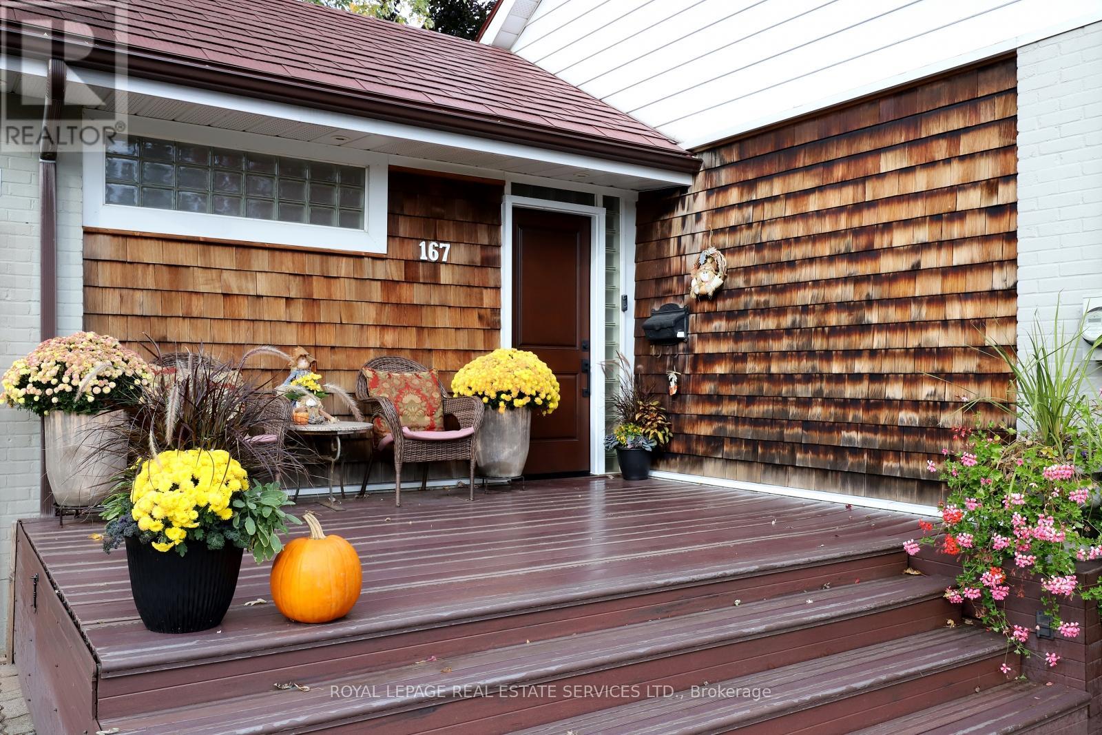 167 Oliver Place, Oakville, Ontario  L6H 1K9 - Photo 4 - W12457697