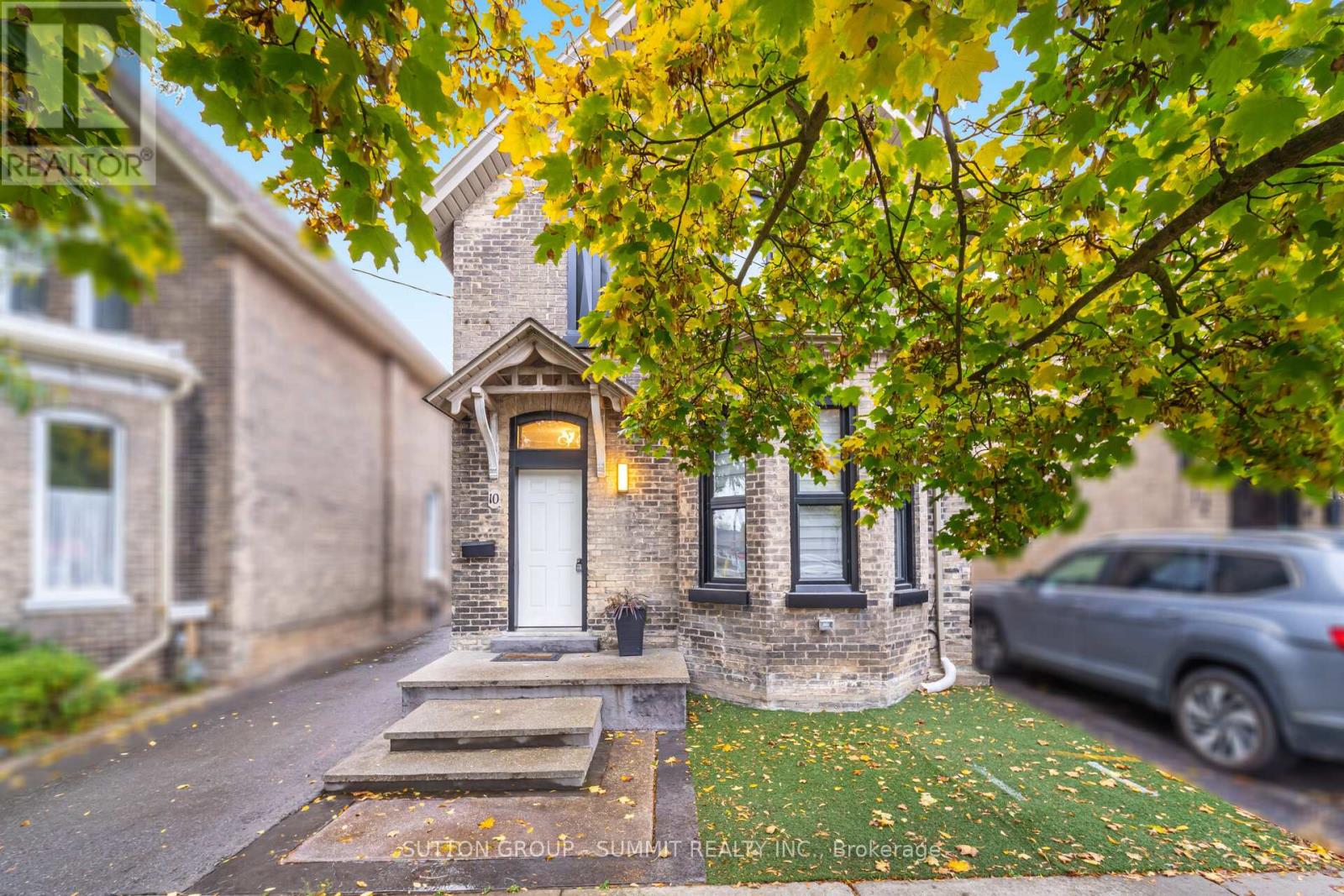 10 Pearl Street, Brantford, Ontario  N3T 3N4 - Photo 2 - X12480909