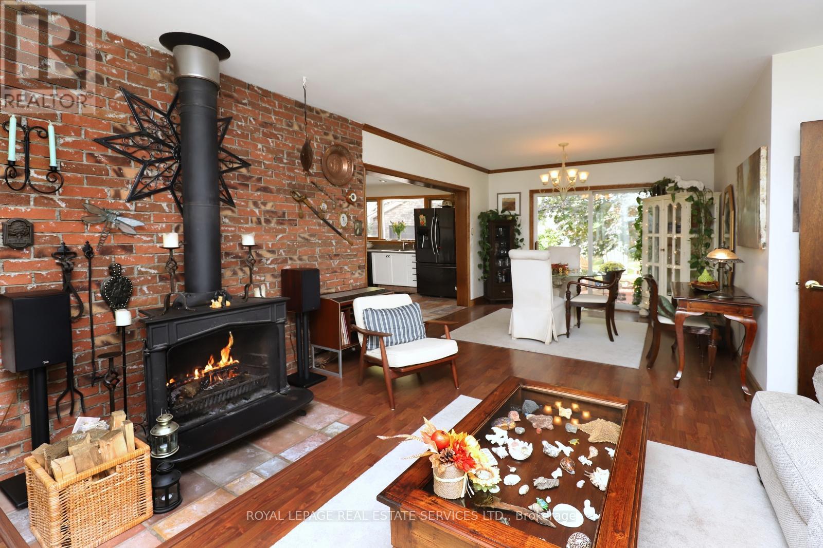 167 Oliver Place, Oakville, Ontario  L6H 1K9 - Photo 8 - W12457697