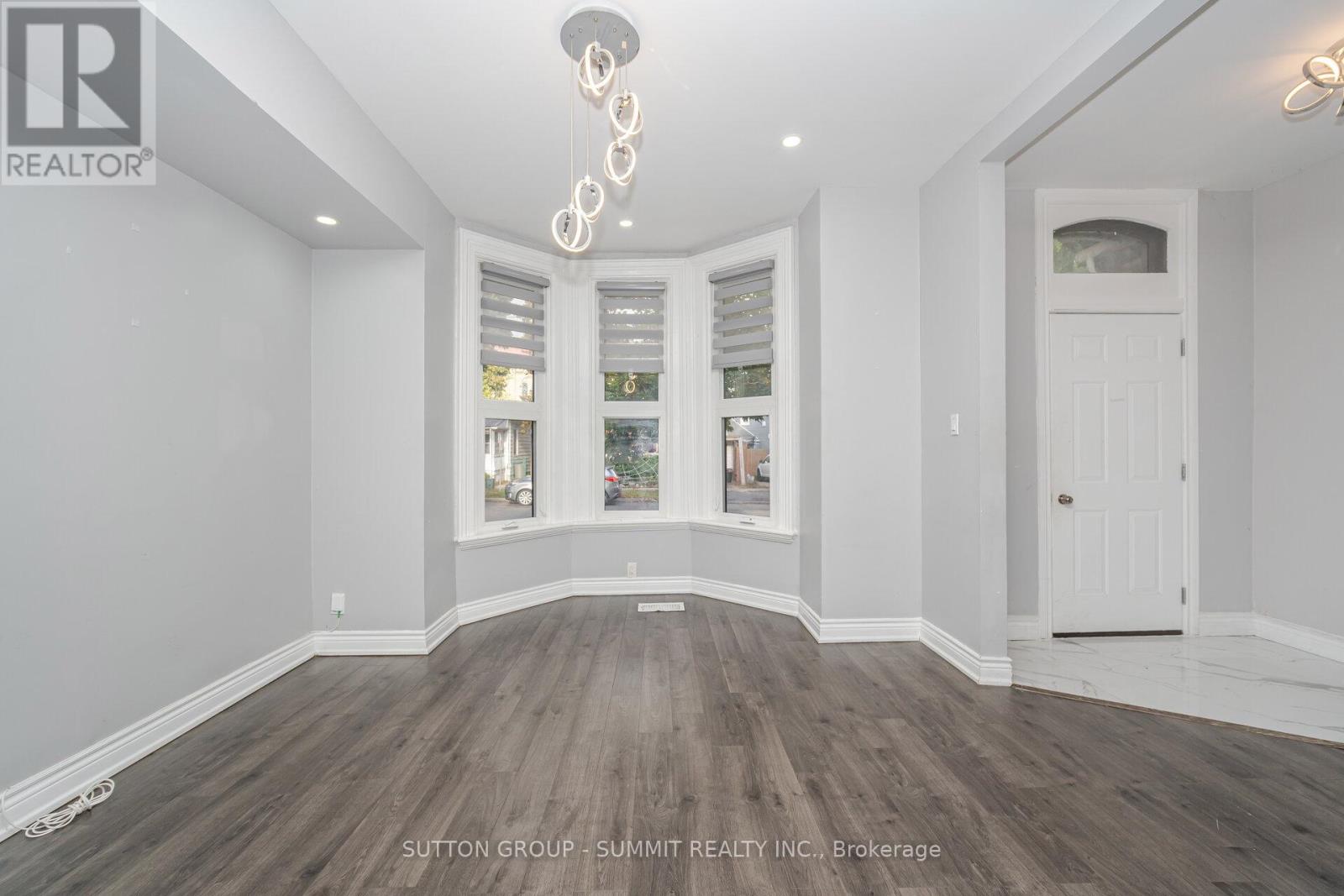 10 Pearl Street, Brantford, Ontario  N3T 3N4 - Photo 9 - X12480909