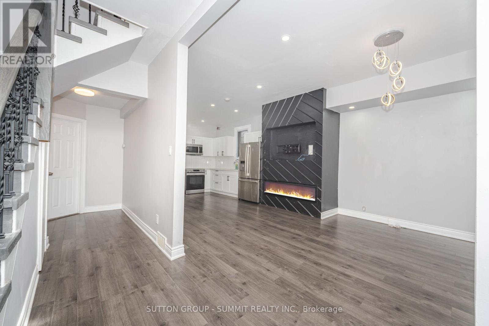 10 Pearl Street, Brantford, Ontario  N3T 3N4 - Photo 8 - X12480909